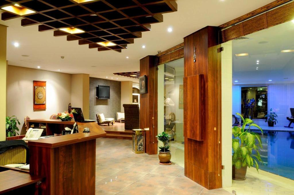 Spice Hotel Kuwait City Exterior photo
